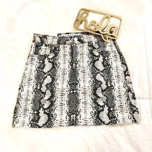 SNAKE- EMBOSSED MINI DENIM SKIRT